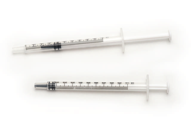 Syringe Disposable 3-part 1 ml - Luer Centric with Low Dead Space Plunge