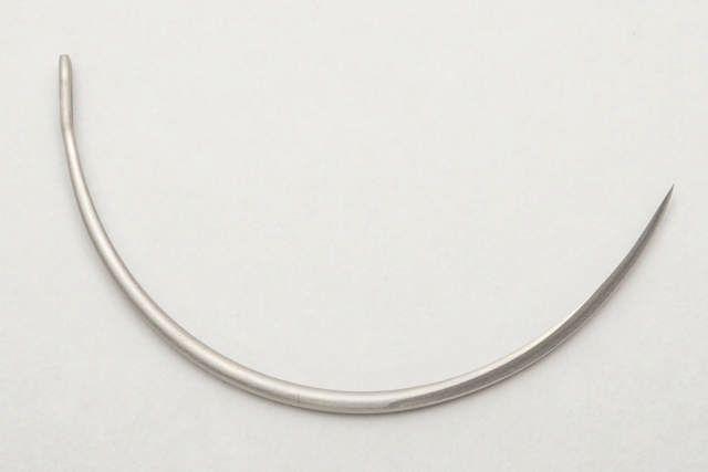 Suture Needles - Regular Eye, 12/Pk - 1/2 circle, reverse cutting